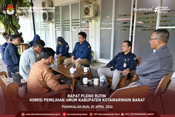 Rapat Pleno Rutin KPU Kabupaten Kotawaringin Barat