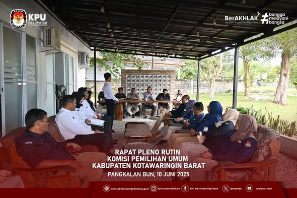 Rapat Pleno Rutin KPU Kotawaringin Barat