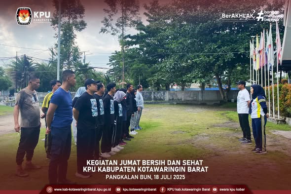 Kegiatan Jumat Bersih dan Sehat KPU Kotawaringin Barat