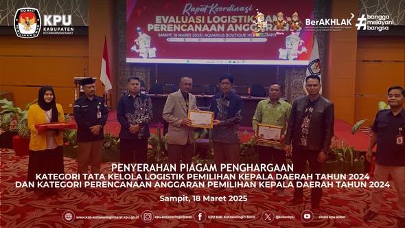 Penyerahan Piagam Penghargaan Kategori Tata Kelola Logistik Pilkada Tahun 2024